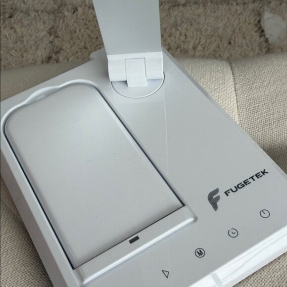 Fugetek LED Desk Lamp - Picture 4 of 7